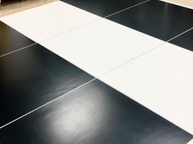 Where to find FLOOR DANCE 3 x3 white in Greenville