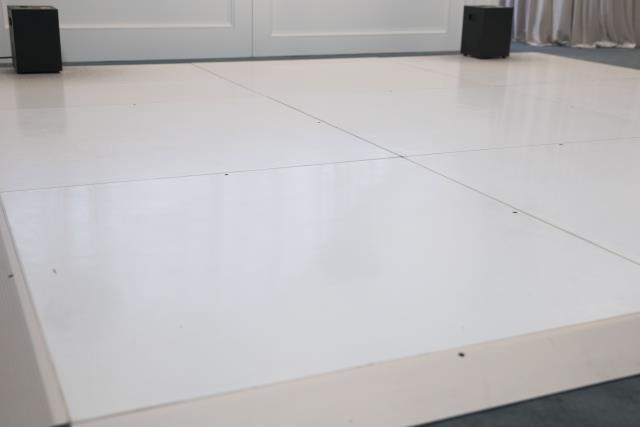 Where to find FLOOR DANCE 3 x3 white in Greenville